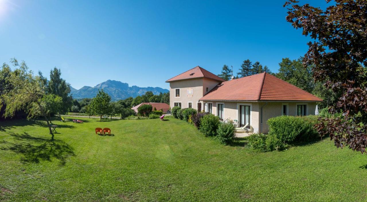 "La Combe Fleurie" Appartements & Chambres Saint-Bonnet-en-Champsaur Εξωτερικό φωτογραφία