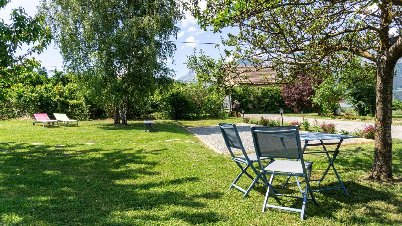 "La Combe Fleurie" Appartements & Chambres Saint-Bonnet-en-Champsaur Εξωτερικό φωτογραφία