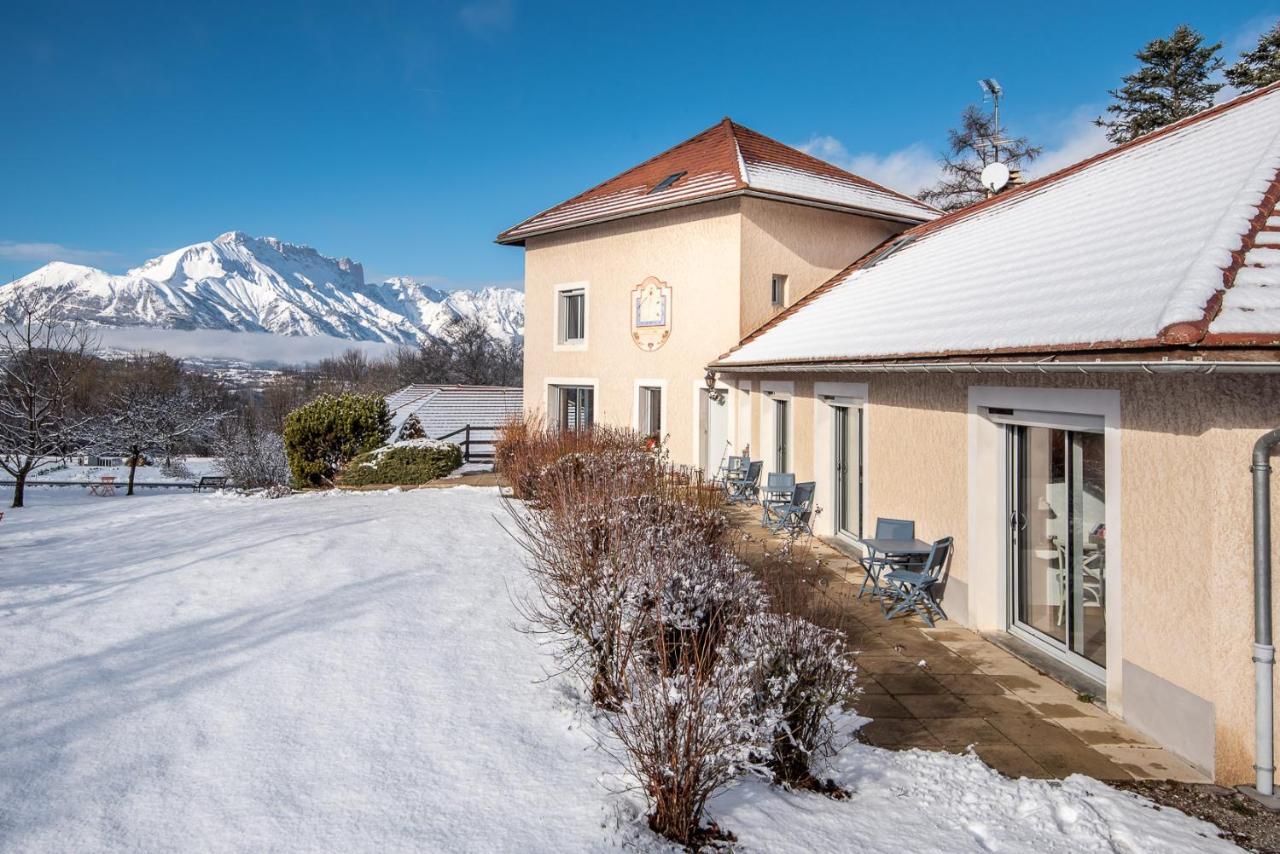 "La Combe Fleurie" Appartements & Chambres Saint-Bonnet-en-Champsaur Εξωτερικό φωτογραφία